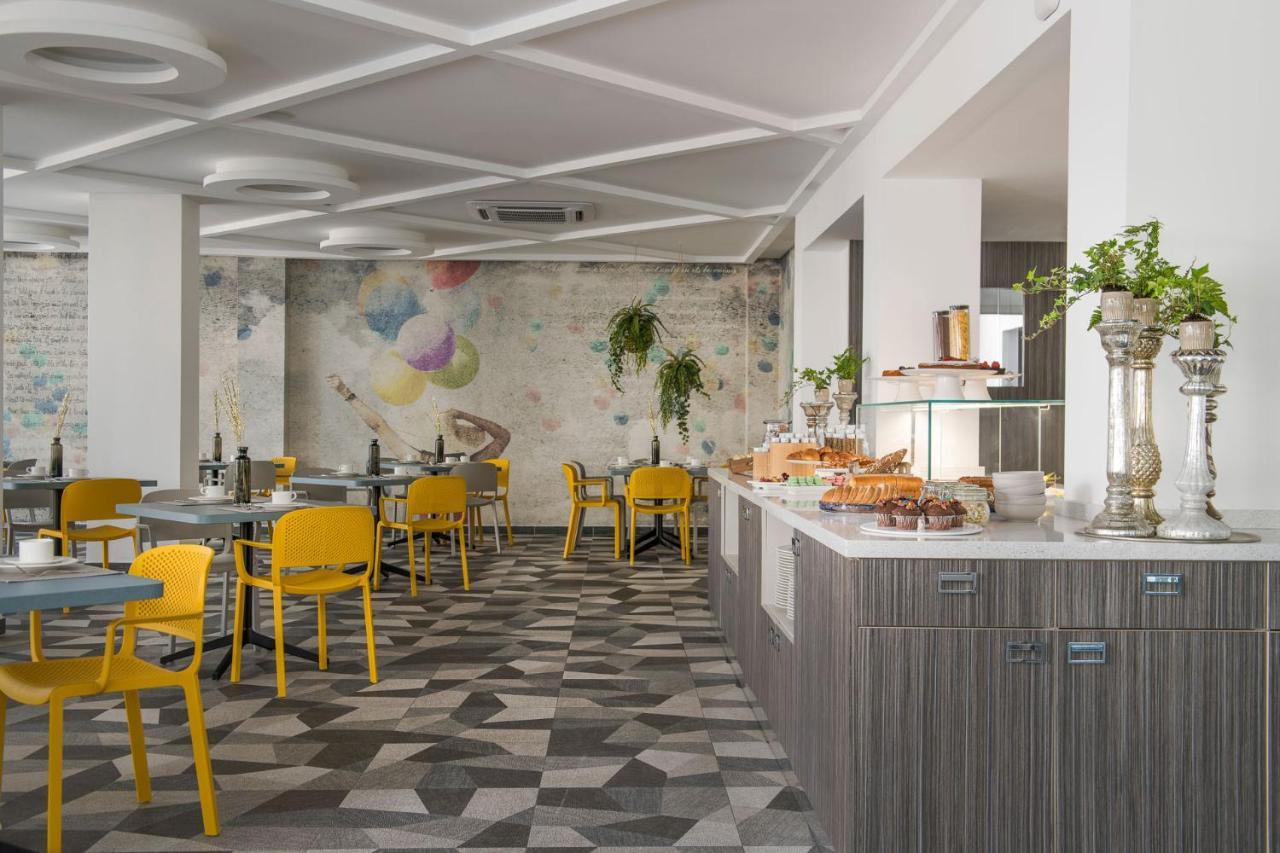 Hotel Rainbow ***S Rimini Extérieur photo